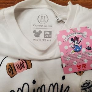Minnie mouse tshirt medium size. New with tags